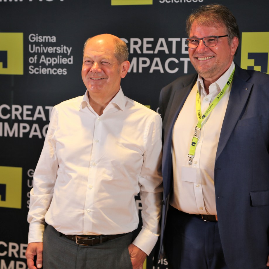 German Chancellor Visits Gisma 2023 4
